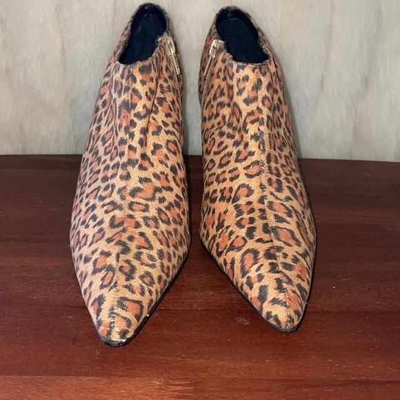 NEW Summer Rio Leopard Animal Print Ankle Booties 4” Heel Tan & Camel Size 9 - Picture 2 of 7